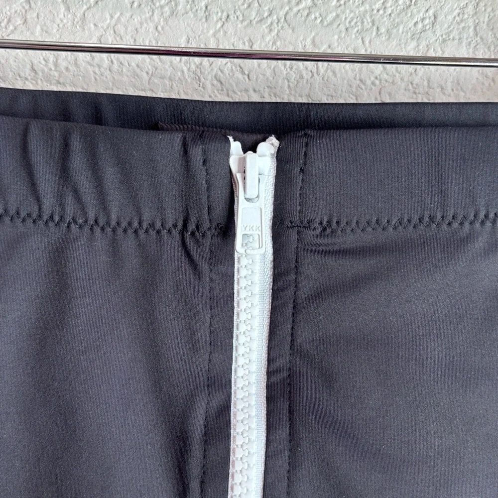 SKIMS Sporty Zipper Swim Stretch Knit Mini Skirt Onyx Black Size Small
